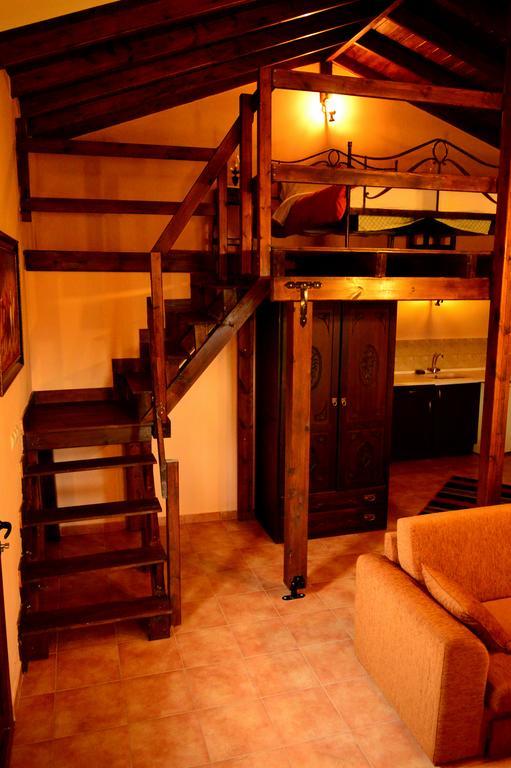Guesthouse Rodamos 탁시아르히스 외부 사진